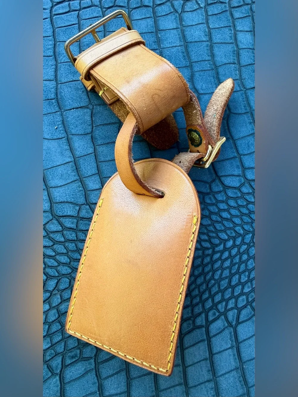 Louis Vuitton Leather Luggage Tag - Tan